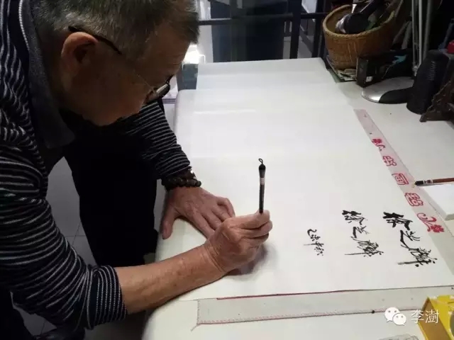 雕塑:《徐芝麟先生》